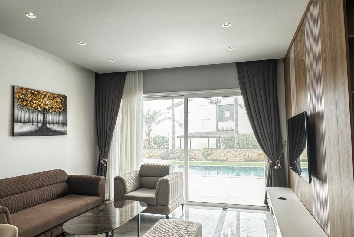 4-Schlafzimmer-Luxusvilla am Strand in Kyrenia