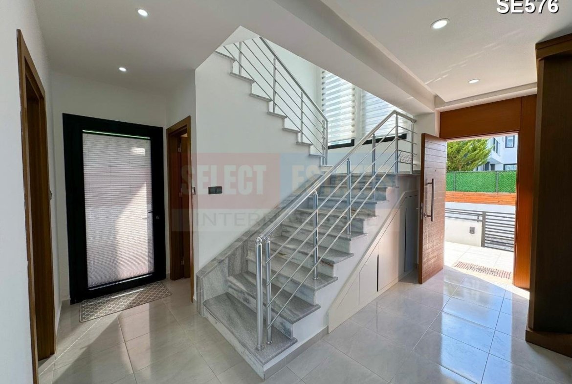 Özel tasarlı lüks villa