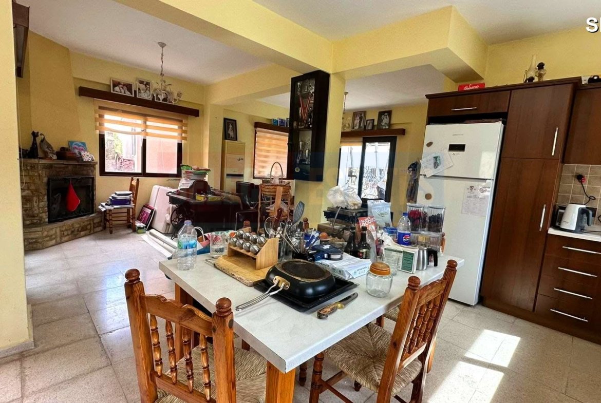 DAĞ MANZARALI VILLA