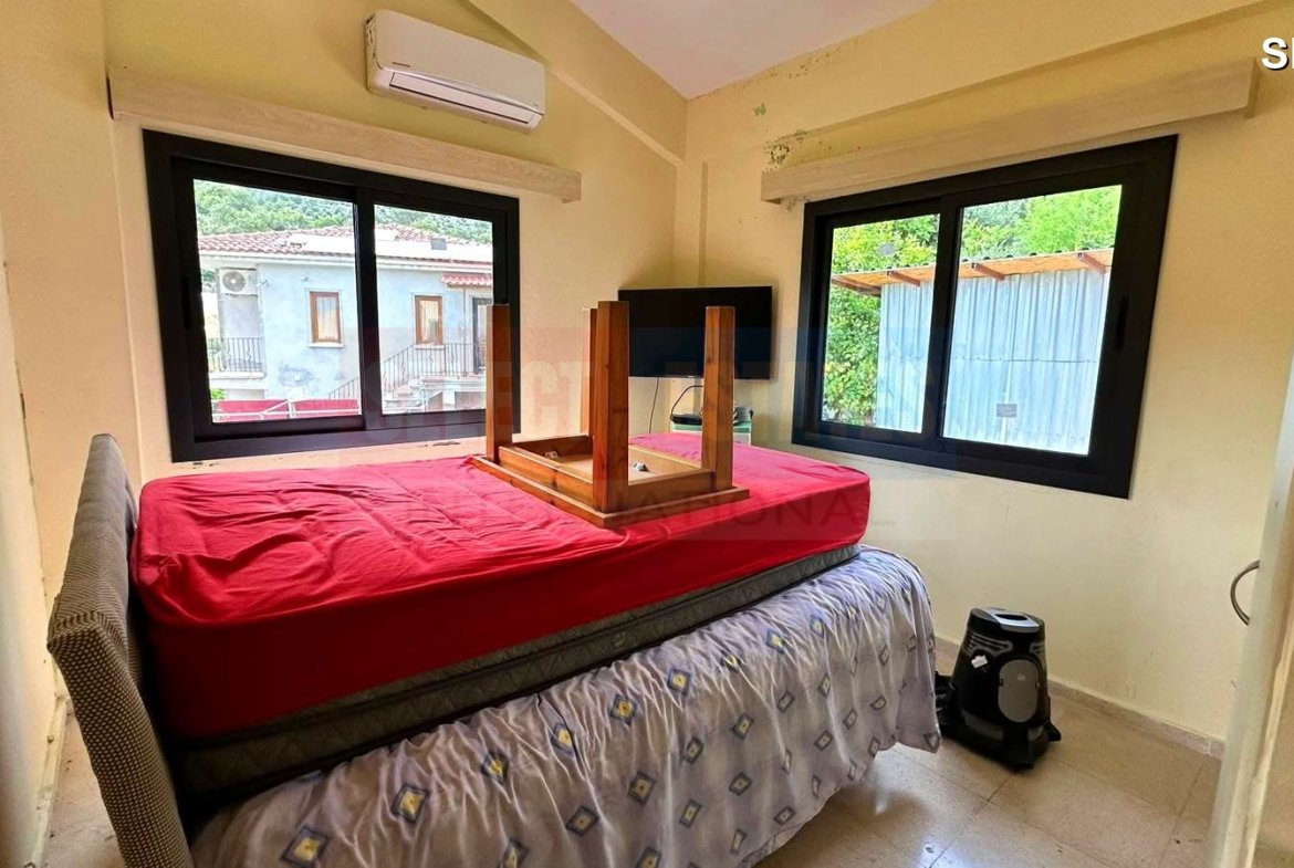 DAĞ MANZARALI VILLA
