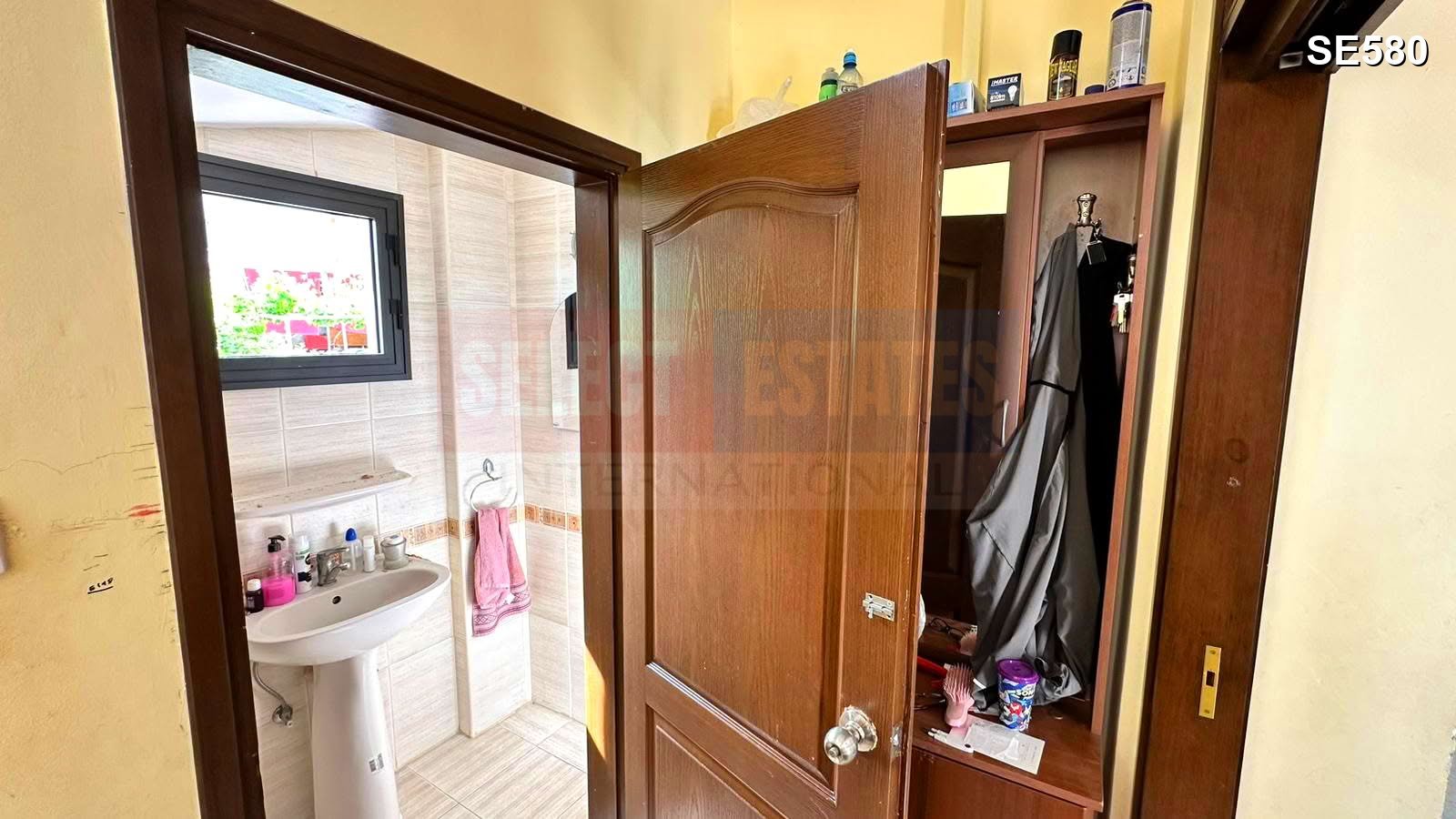 SE580_010 DAĞ MANZARALI VILLA