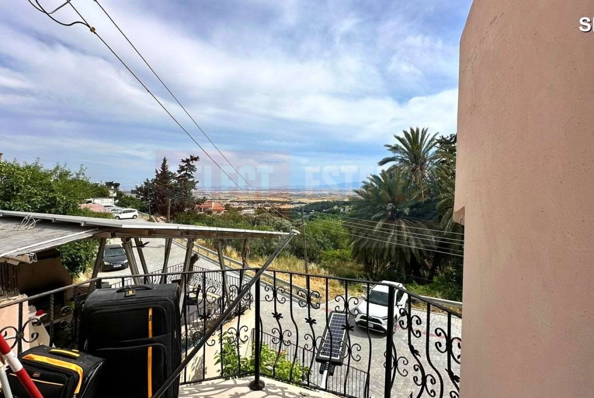 DAĞ MANZARALI VILLA