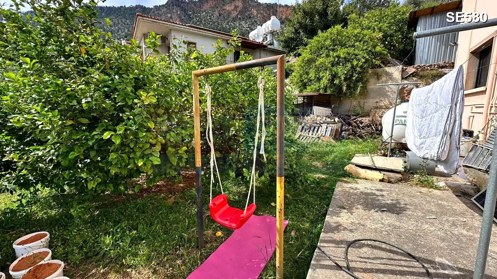 SE580_015 DAĞ MANZARALI VILLA