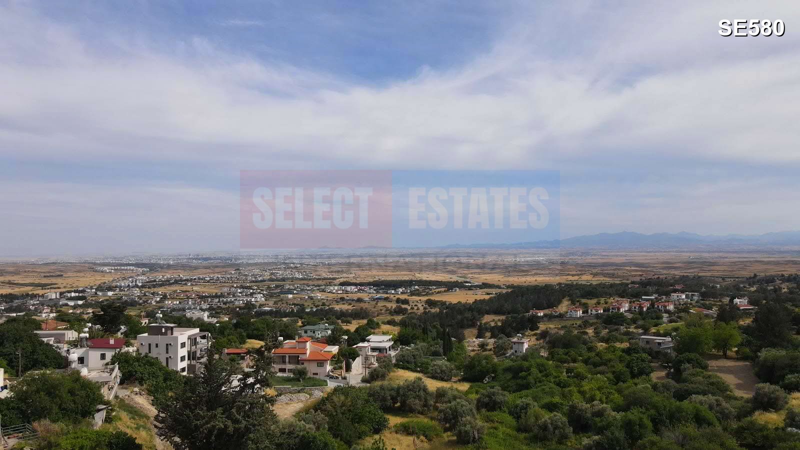 SE580_017 DAĞ MANZARALI VILLA