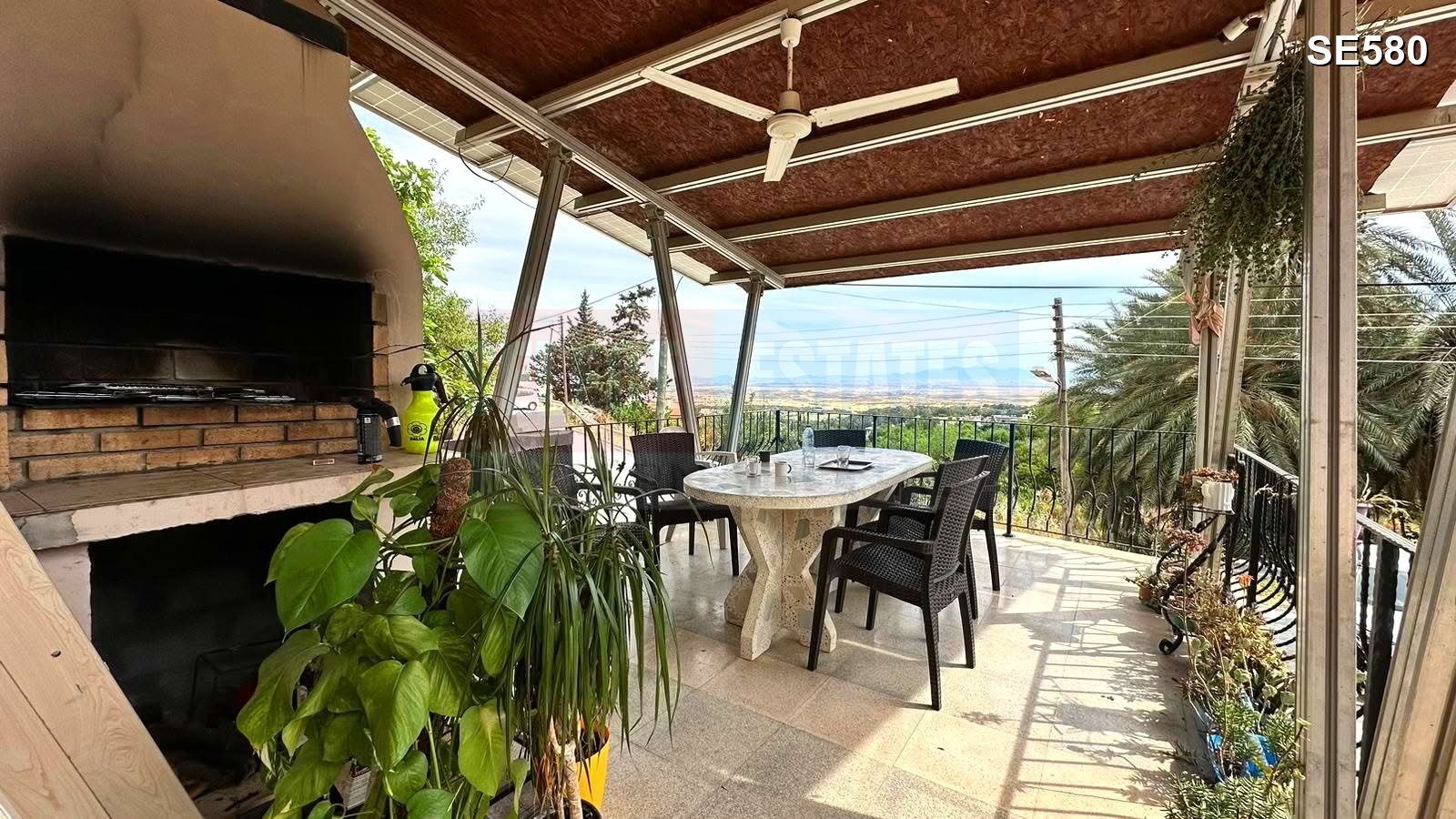 SE580_019 DAĞ MANZARALI VILLA
