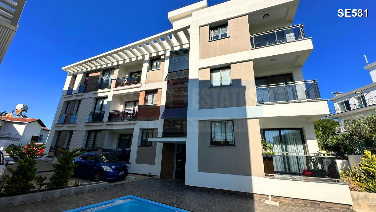 GARDEN APARTMENT WITH POOL