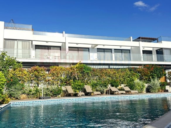 MODERN 2+1 APARTMENT JUST 300M FROM THE SEA