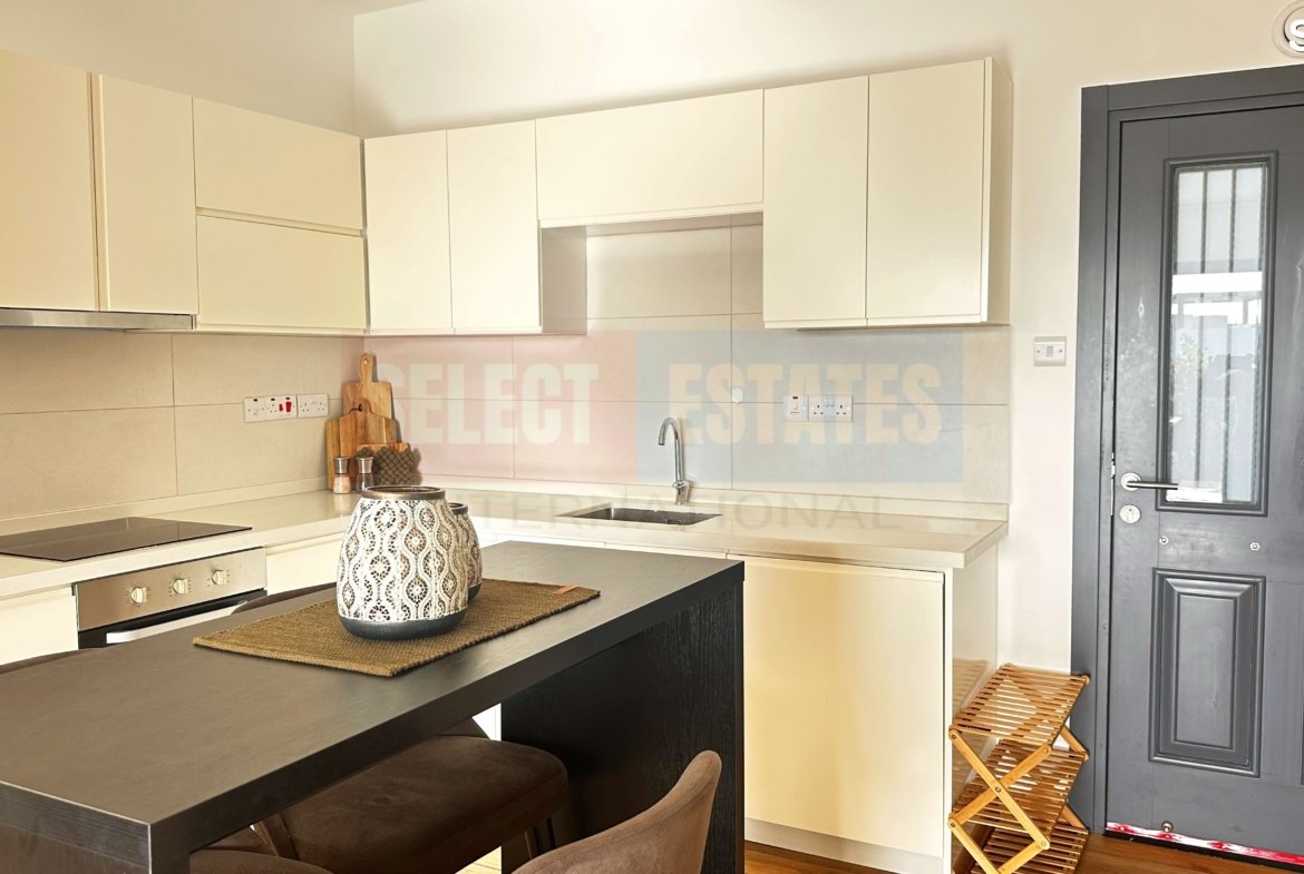 MODERN 2+1 APARTMENT JUST 300M FROM THE SEA