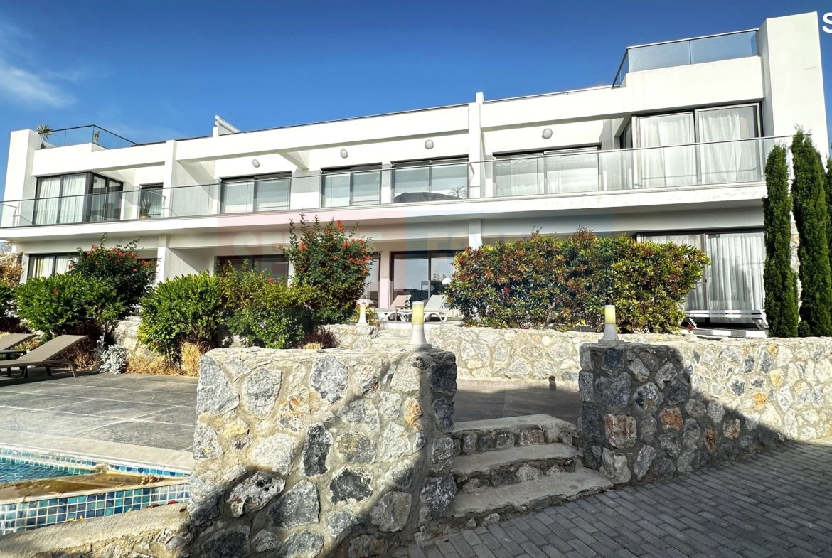 MODERN 2+1 APARTMENT JUST 300M FROM THE SEA