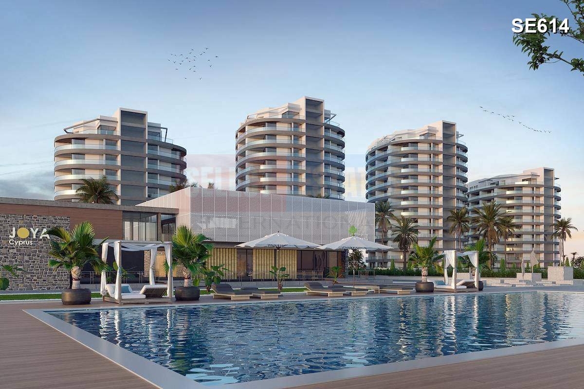 Luxury Beachfront Penthouse in Gaziveren