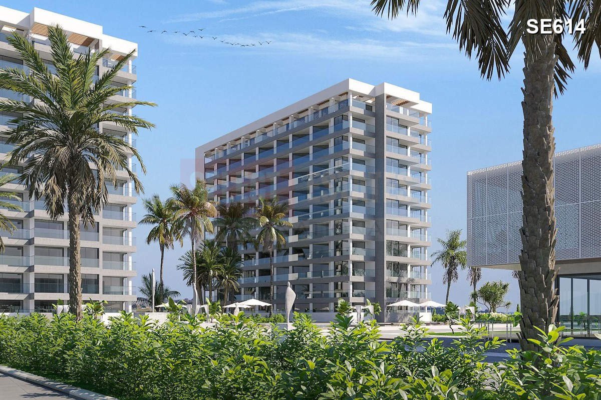 Luxury Beachfront Penthouse in Gaziveren