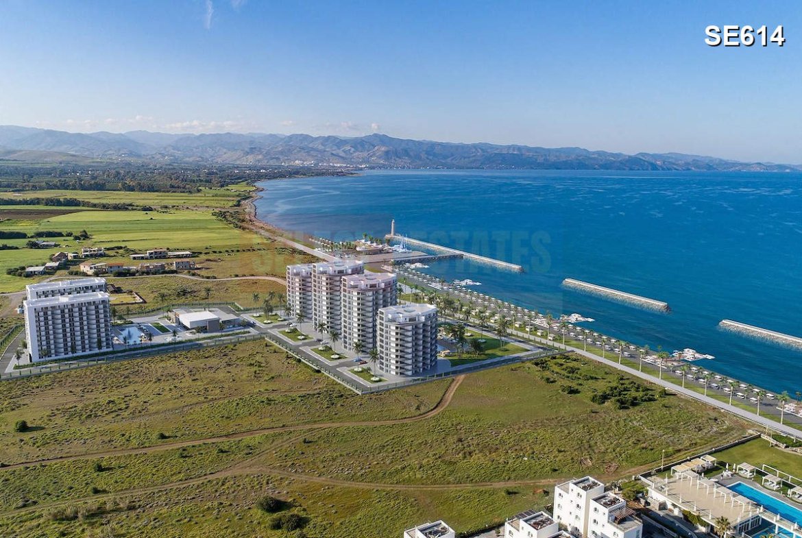 Luxury Beachfront Penthouse in Gaziveren