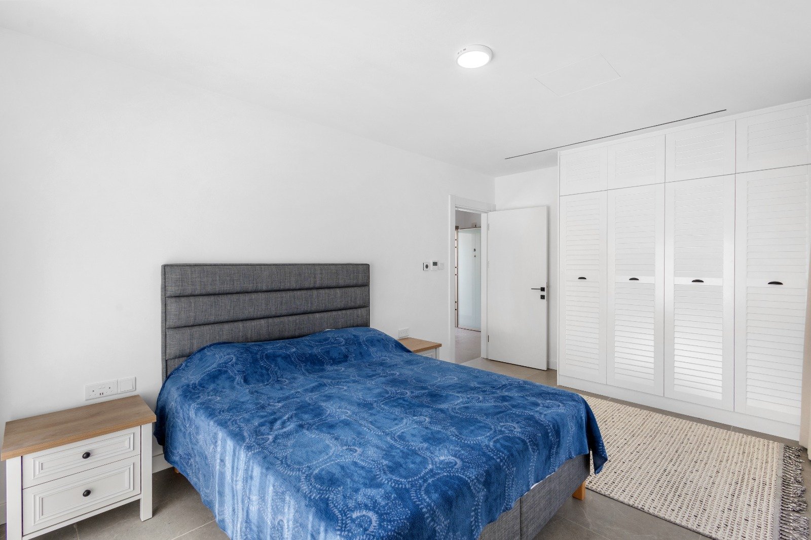 READY TO MOVE: FULLY FURNISHED LUXURY PENTHOUSE
