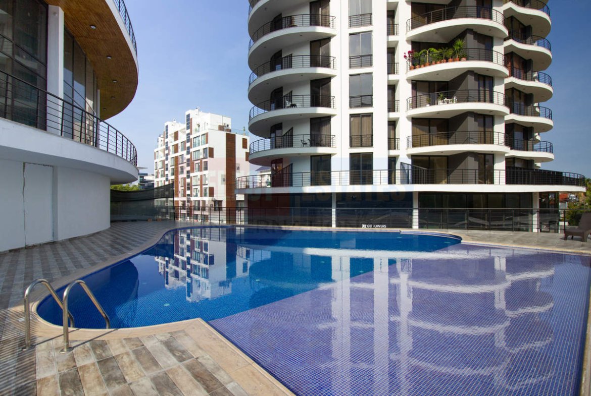 Ready-to-Move-In Apartment in Girne Center