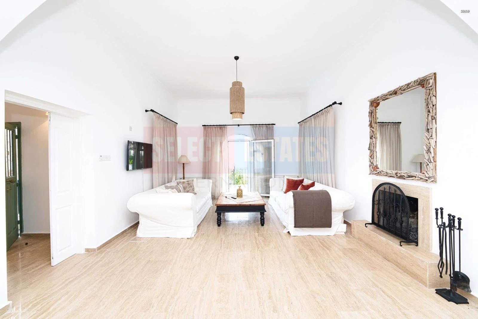 Panoramic Mediterranean Mansion in Karmi