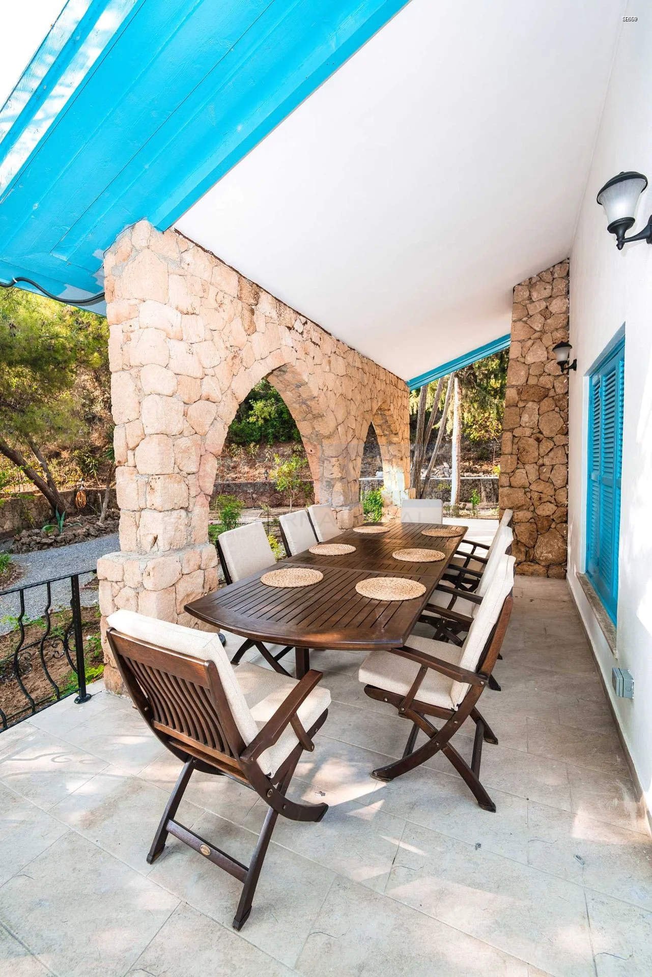 Panoramic Mediterranean Mansion in Karmi