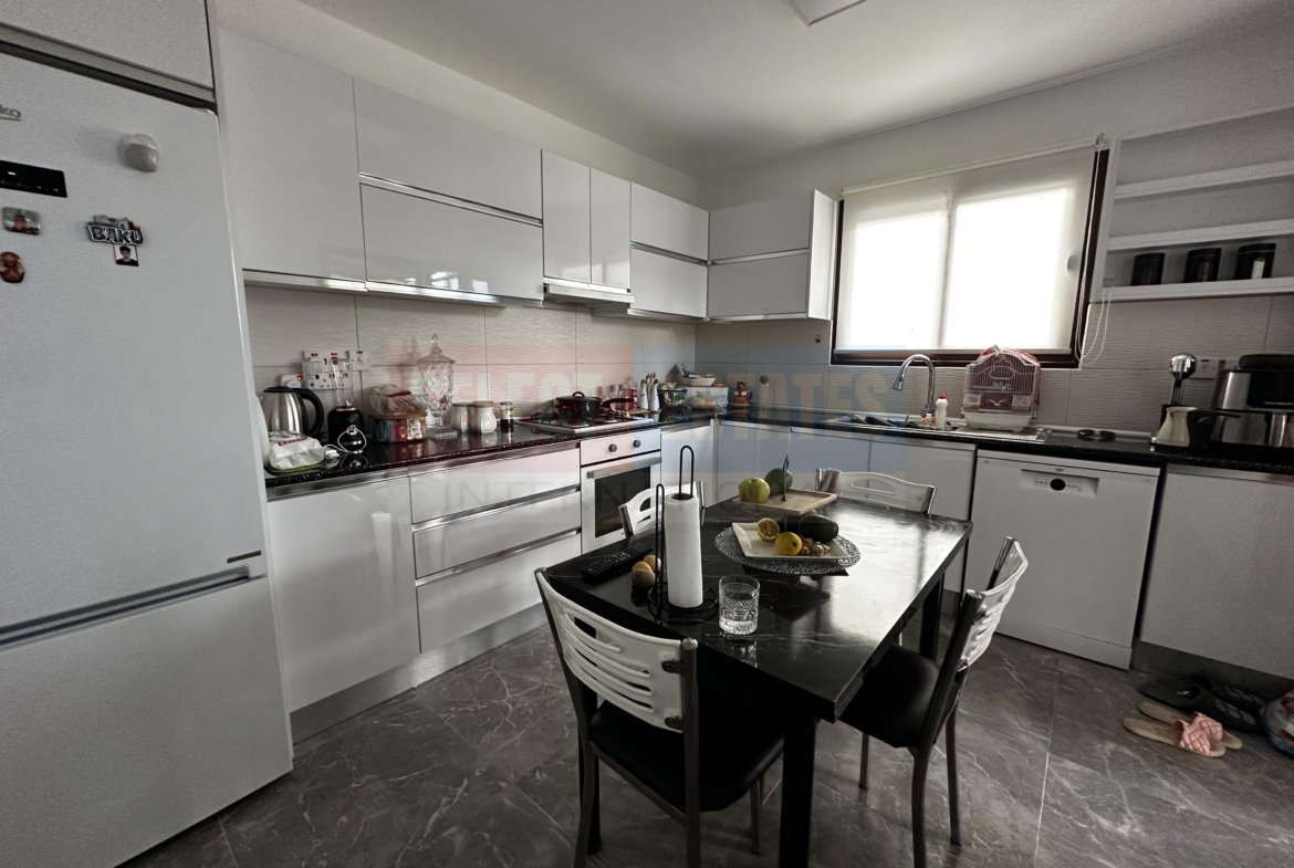 Prestigious Seaside Villa in Alsancak