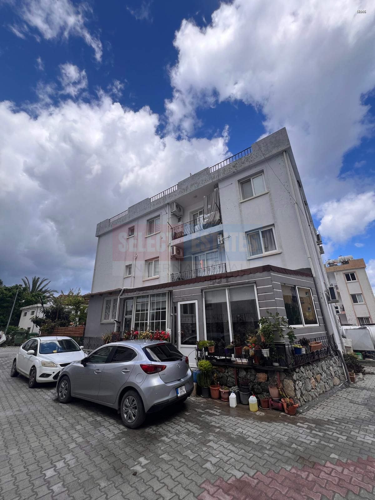 Opportunity 2+1 Apartment in Lapta Center