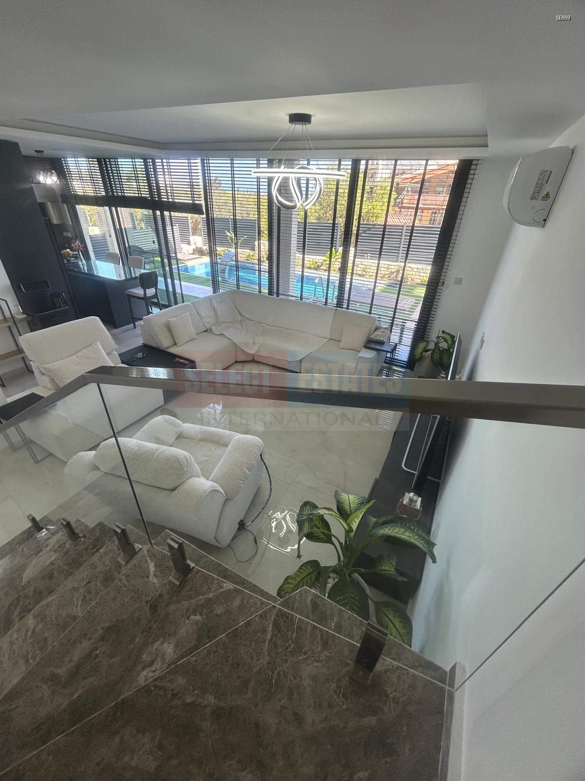 Modern Villa with Pool in Lapta