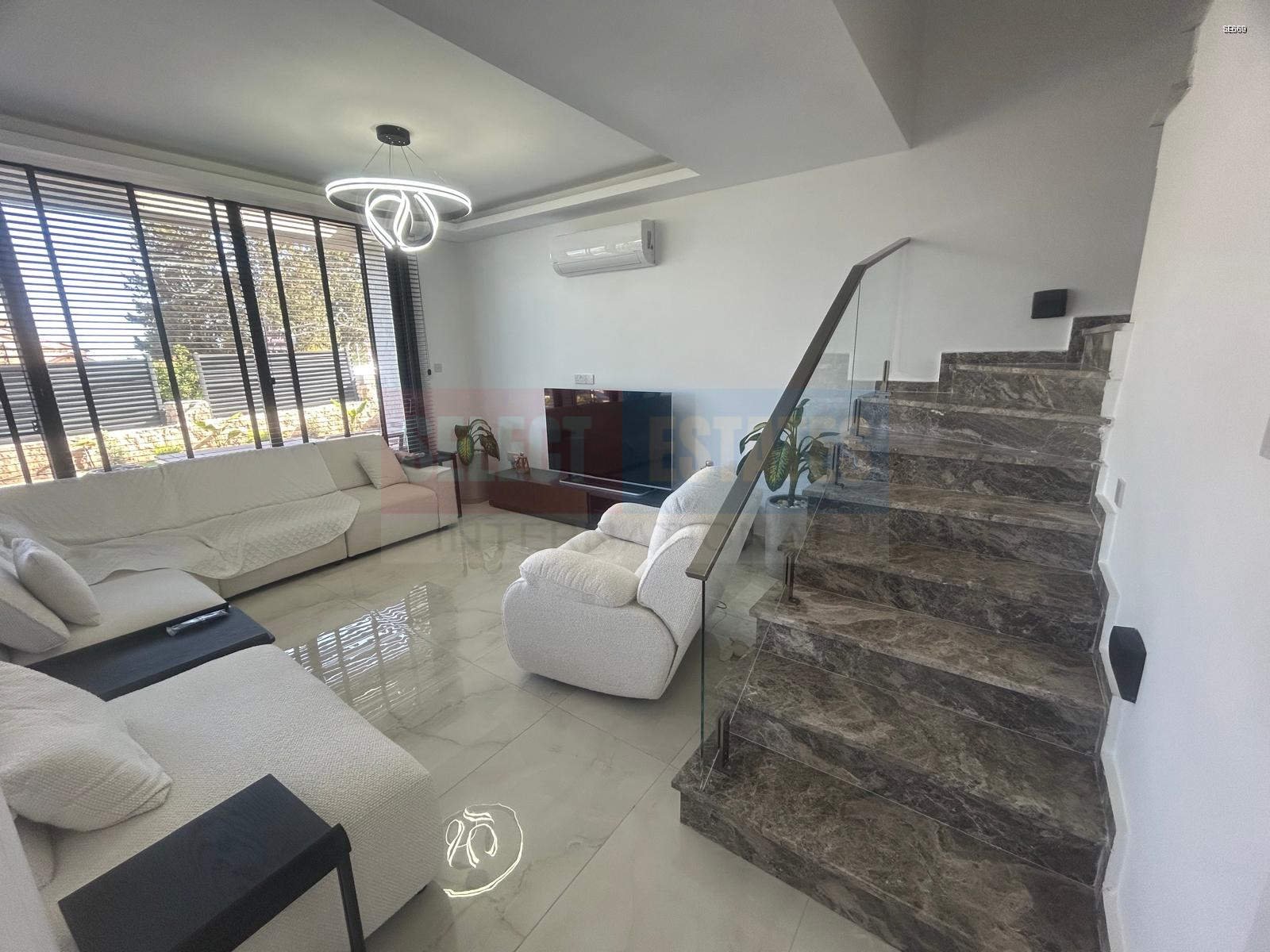 Modern Villa with Pool in Lapta