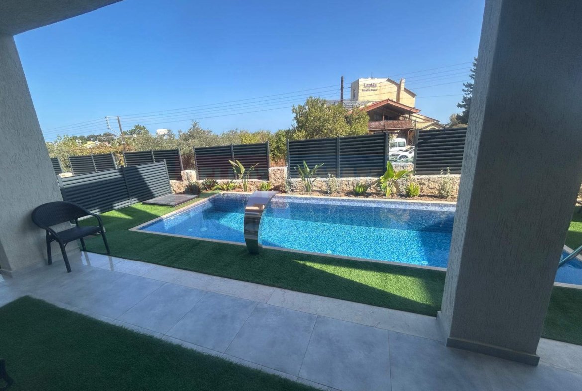 Modern Villa with Pool in Lapta