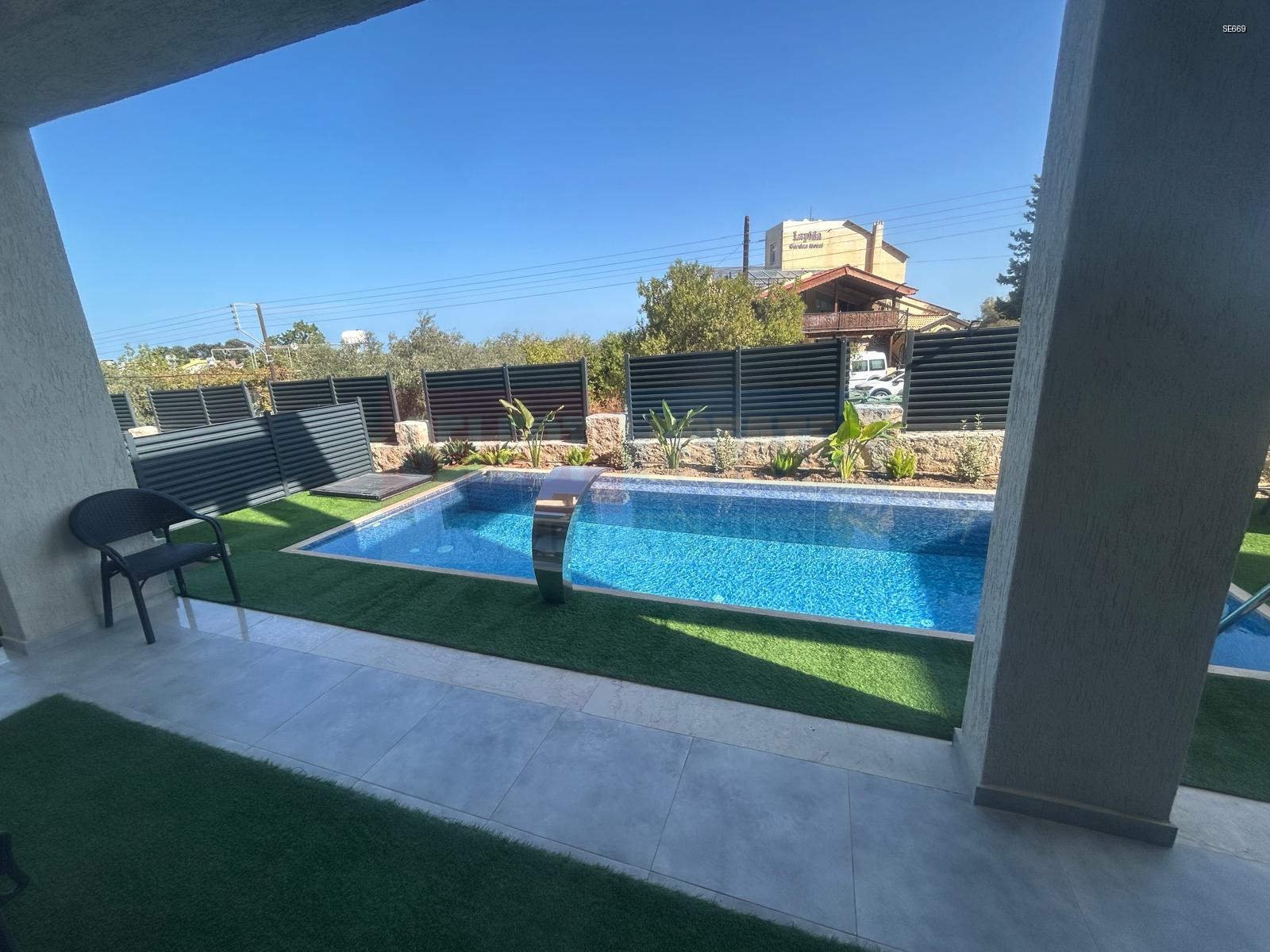 Modern Villa with Pool in Lapta
