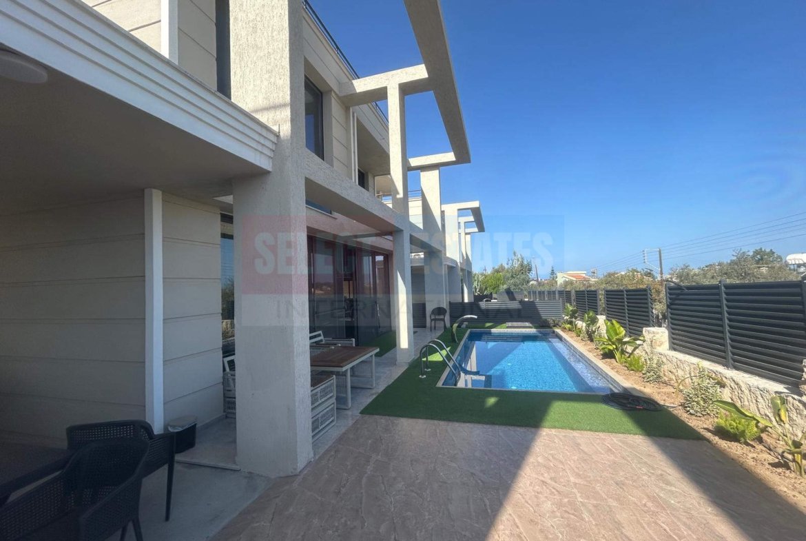 Modern Villa with Pool in Lapta