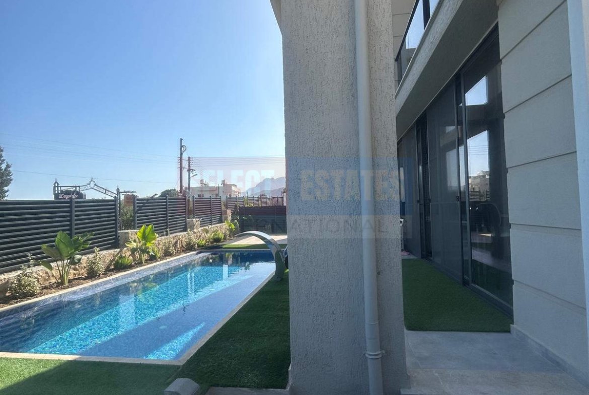 Modern Villa with Pool in Lapta