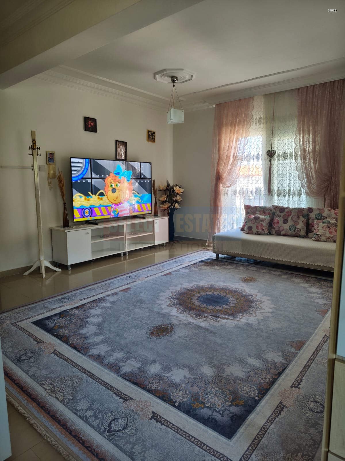 SE672_002 Alsancak Apartment for Sale with Pool