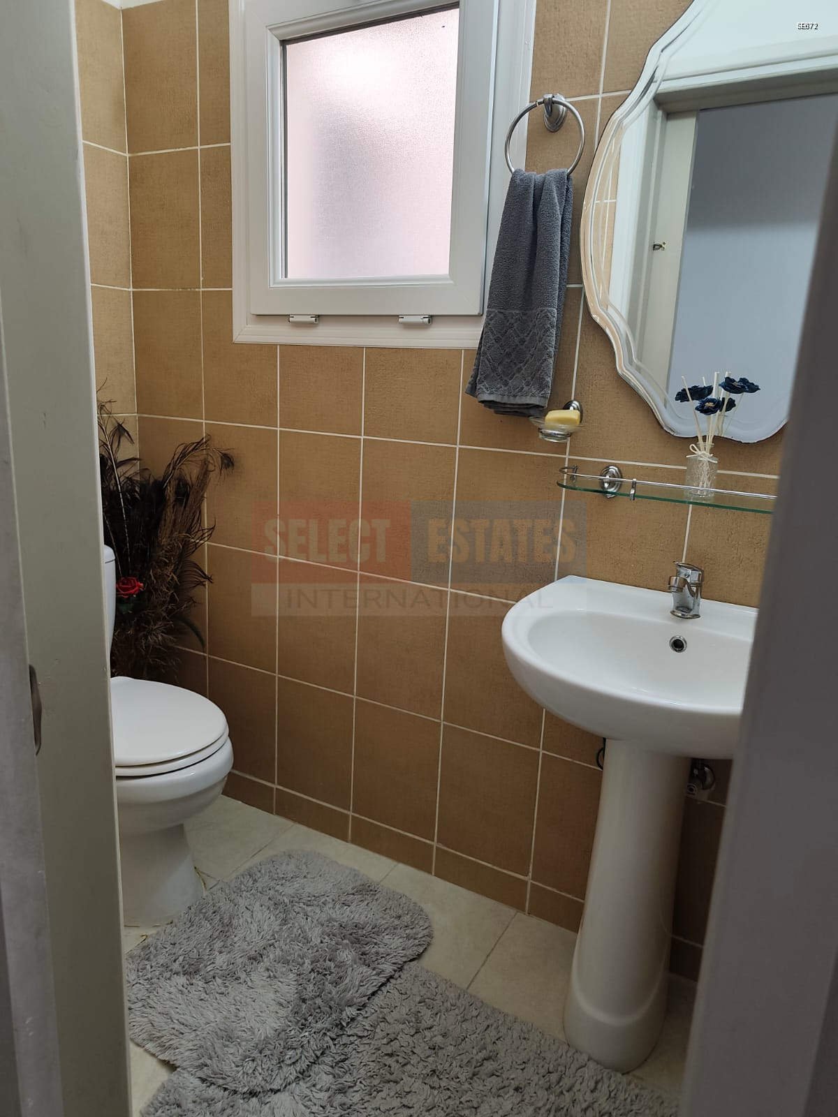 SE672_008 Alsancak Apartment for Sale with Pool
