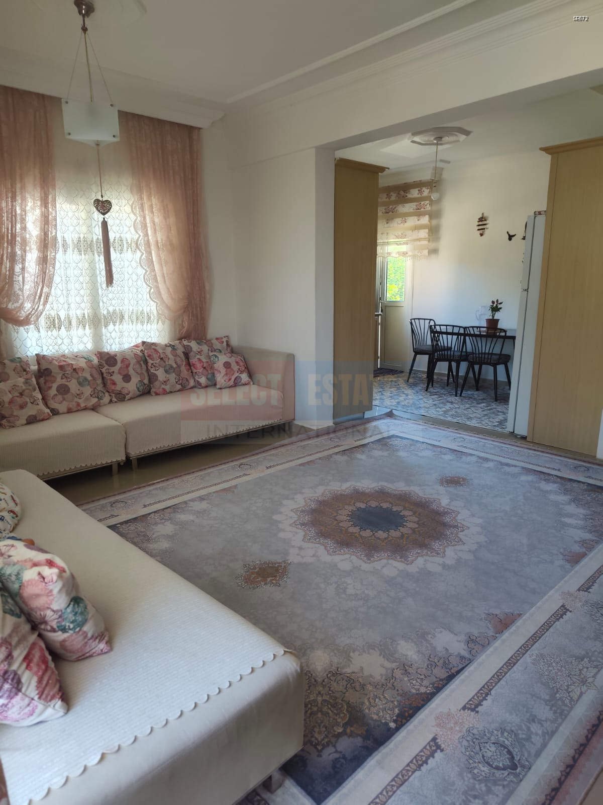 SE672_009 Alsancak Apartment for Sale with Pool