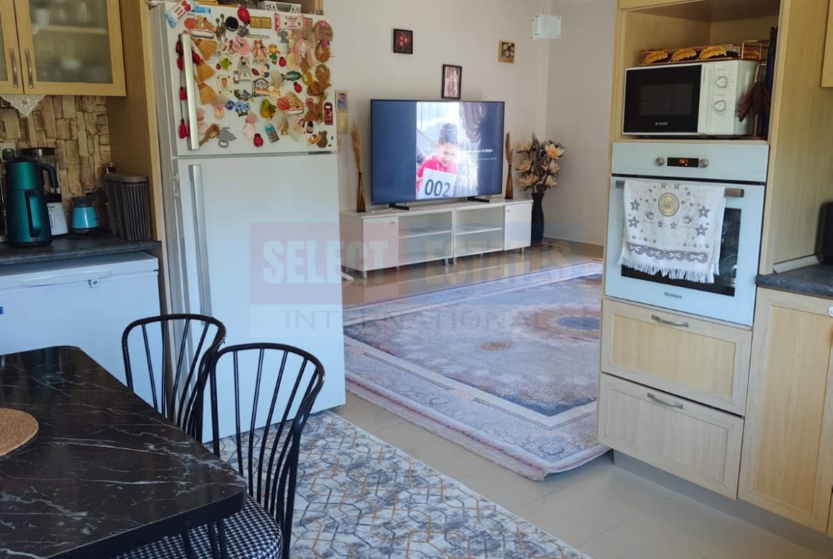 Alsancak Apartment for Sale with Pool