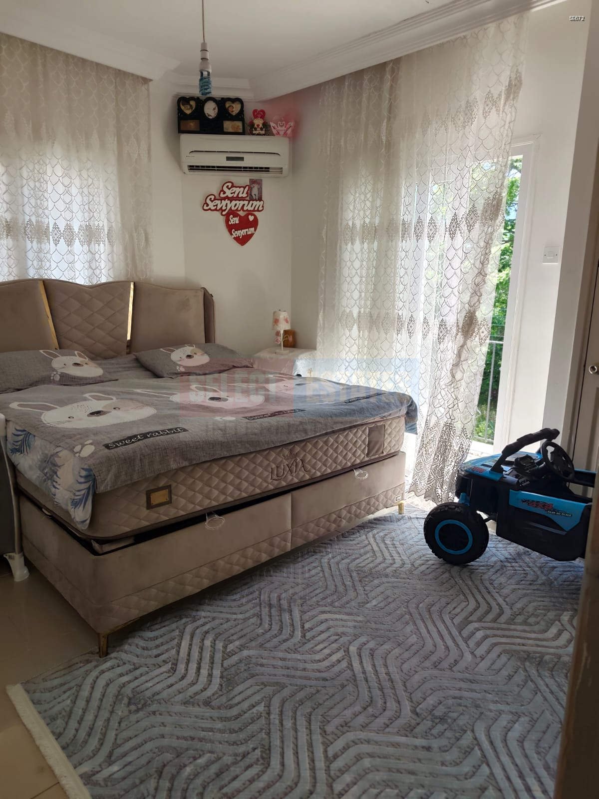 SE672_013 Alsancak Apartment for Sale with Pool