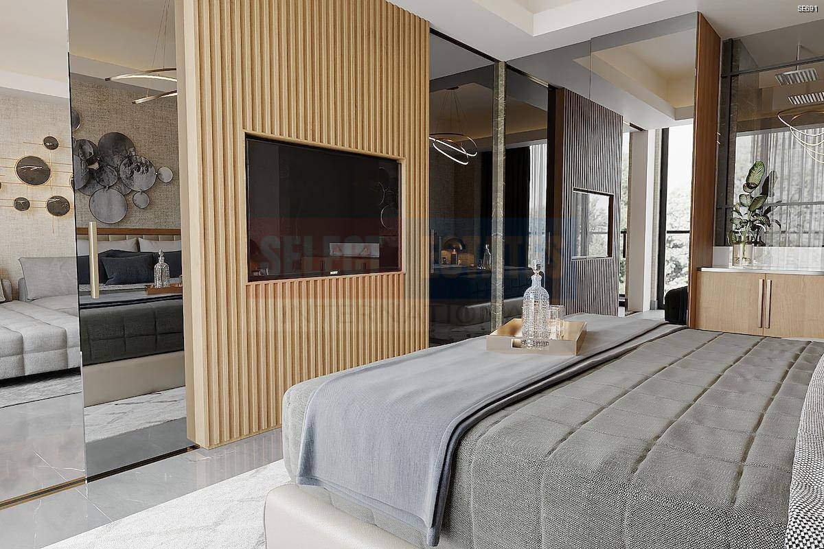 Luxury Seaside Living in Long Beach