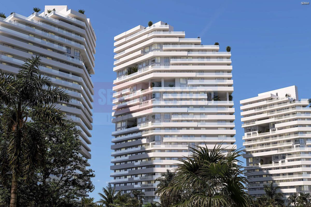 SE694_009 Iskele Long Beach Lüks Çatı Katı