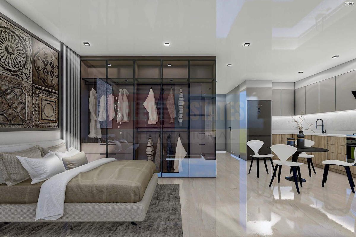 Luxury Studio Apartment in Long Beach