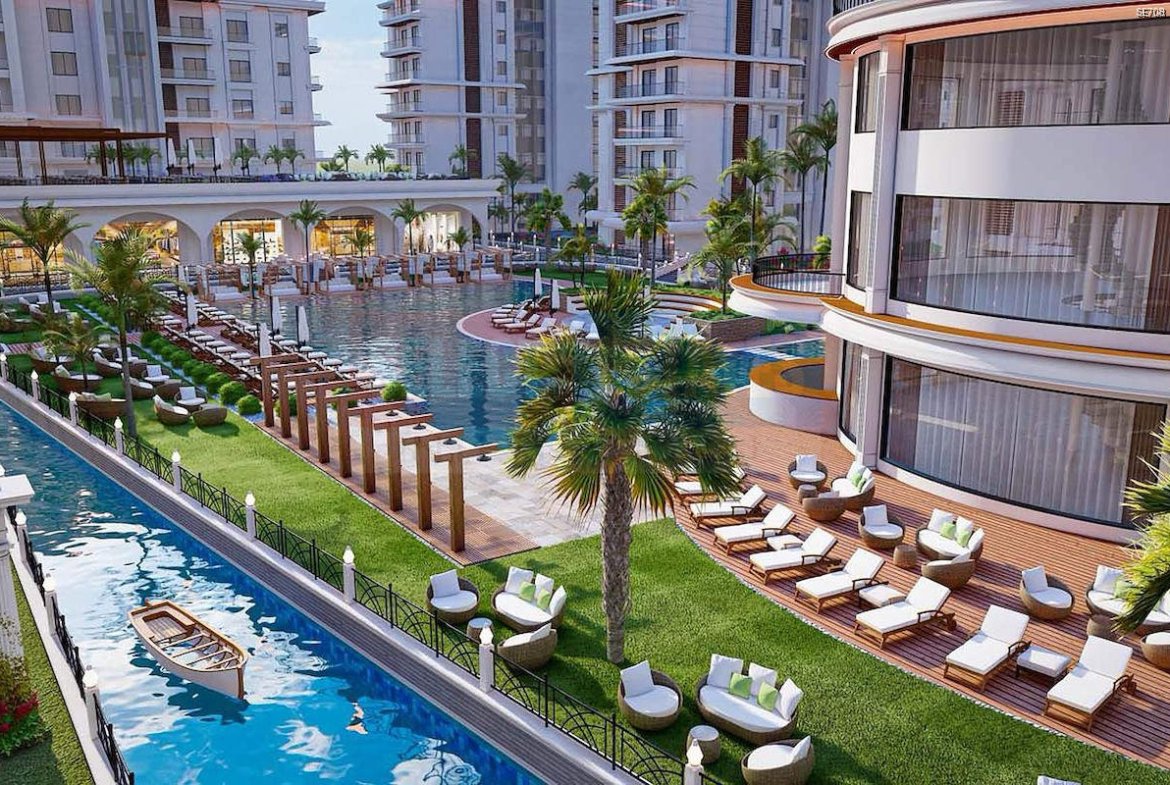 Luxury Residence in Long Beach