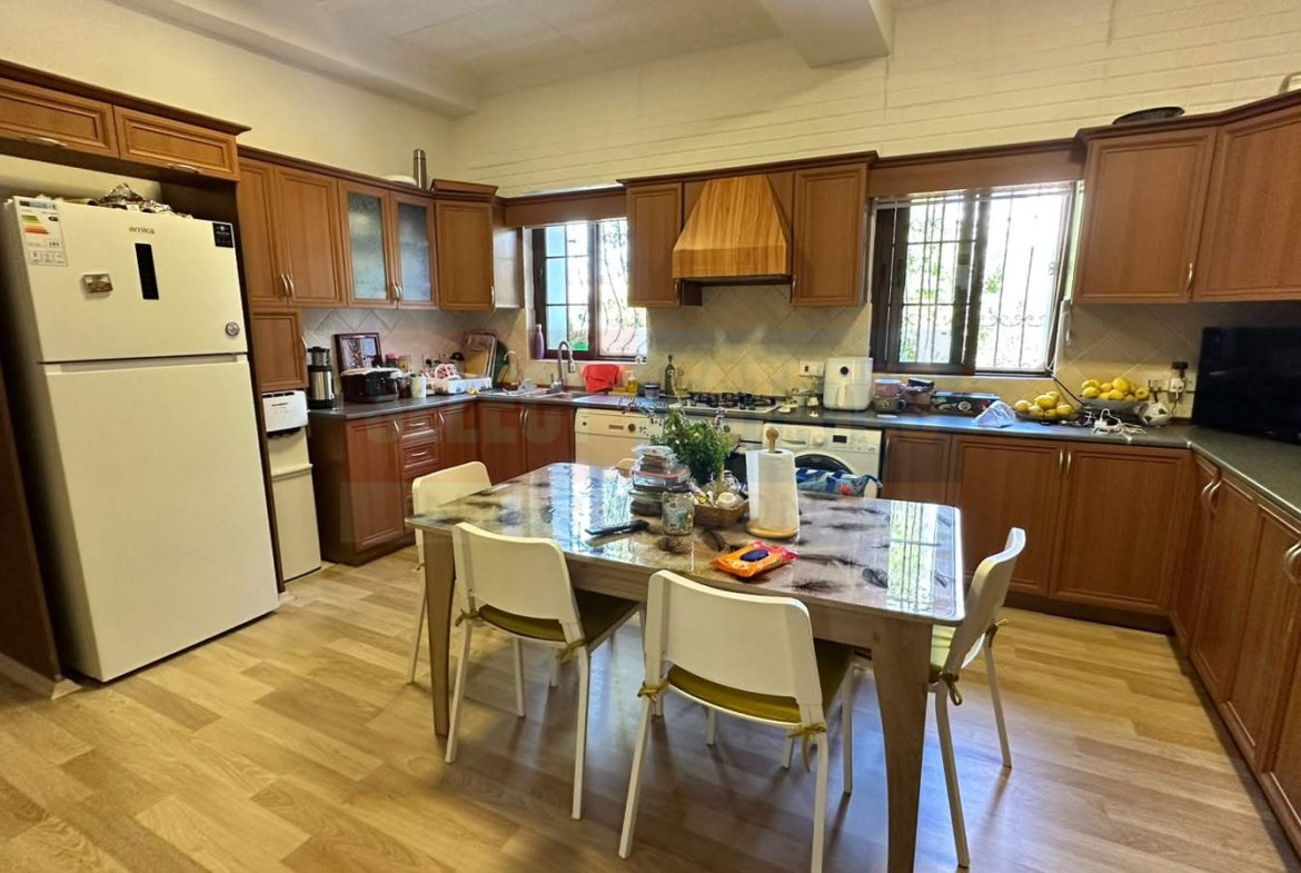 Ozanköy’de Panoramik Teraslı Lüks Villa