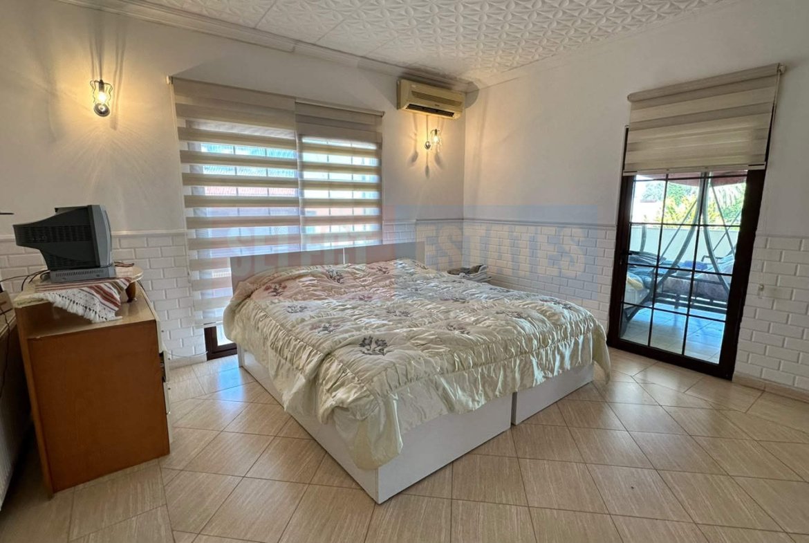 Ozanköy’de Panoramik Teraslı Lüks Villa