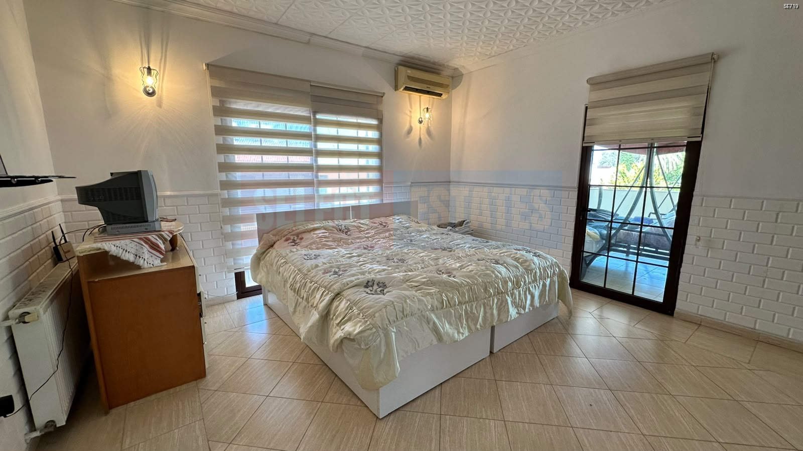 Ozanköy’de Panoramik Teraslı Lüks Villa