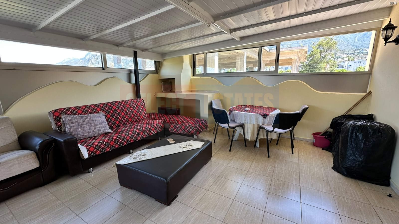 Ozanköy’de Panoramik Teraslı Lüks Villa