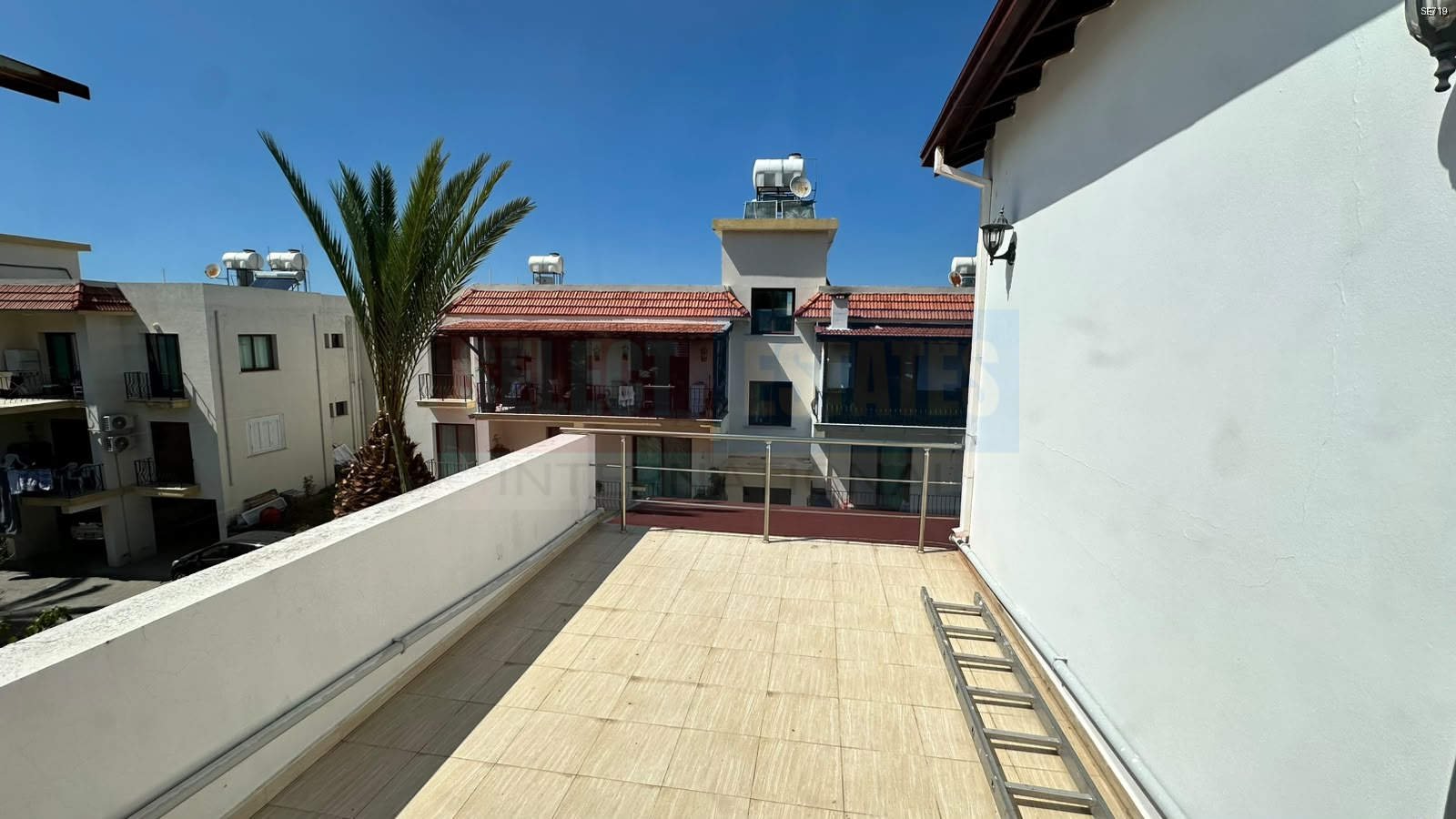 Ozanköy’de Panoramik Teraslı Lüks Villa