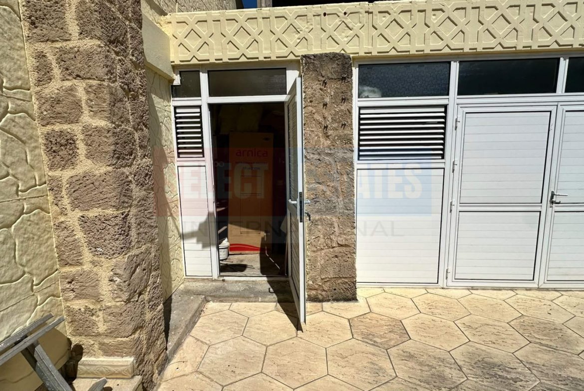 Ozanköy’de Panoramik Teraslı Lüks Villa