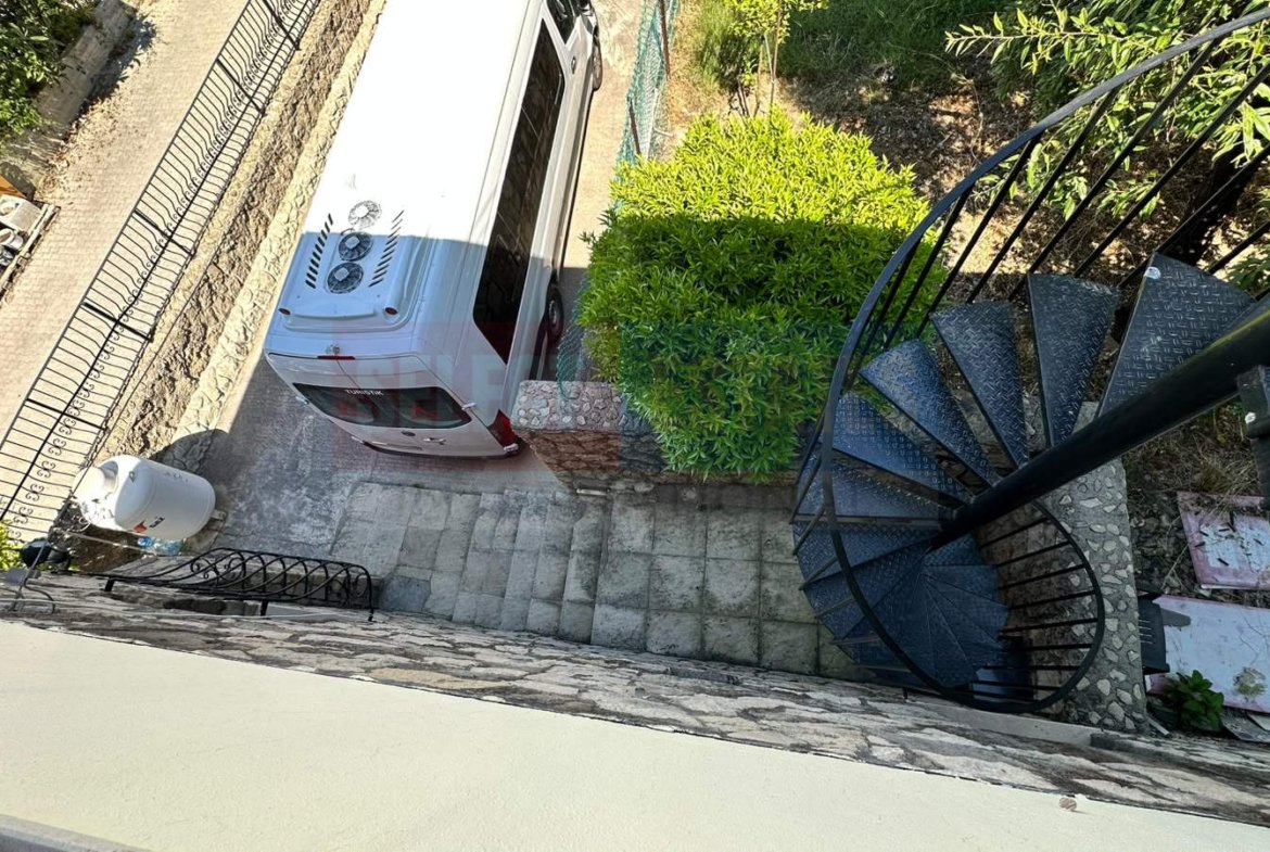 Ozanköy’de Panoramik Teraslı Lüks Villa