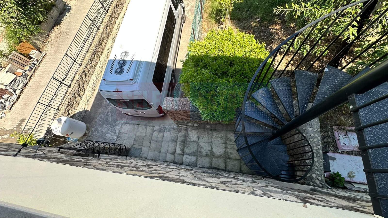 Ozanköy’de Panoramik Teraslı Lüks Villa