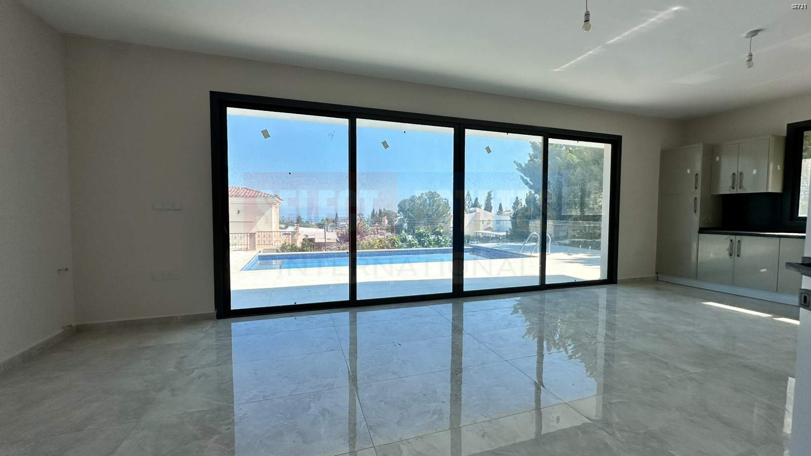 Çatalköy’de Türk Başlıklı Lüks Villa