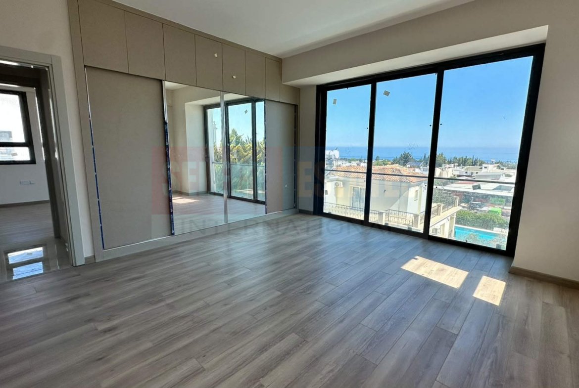 Çatalköy’de Türk Başlıklı Lüks Villa