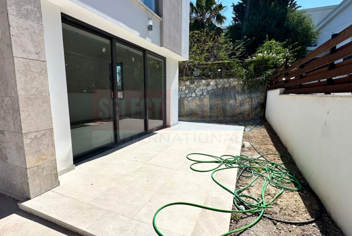 Çatalköy’de Türk Başlıklı Lüks Villa