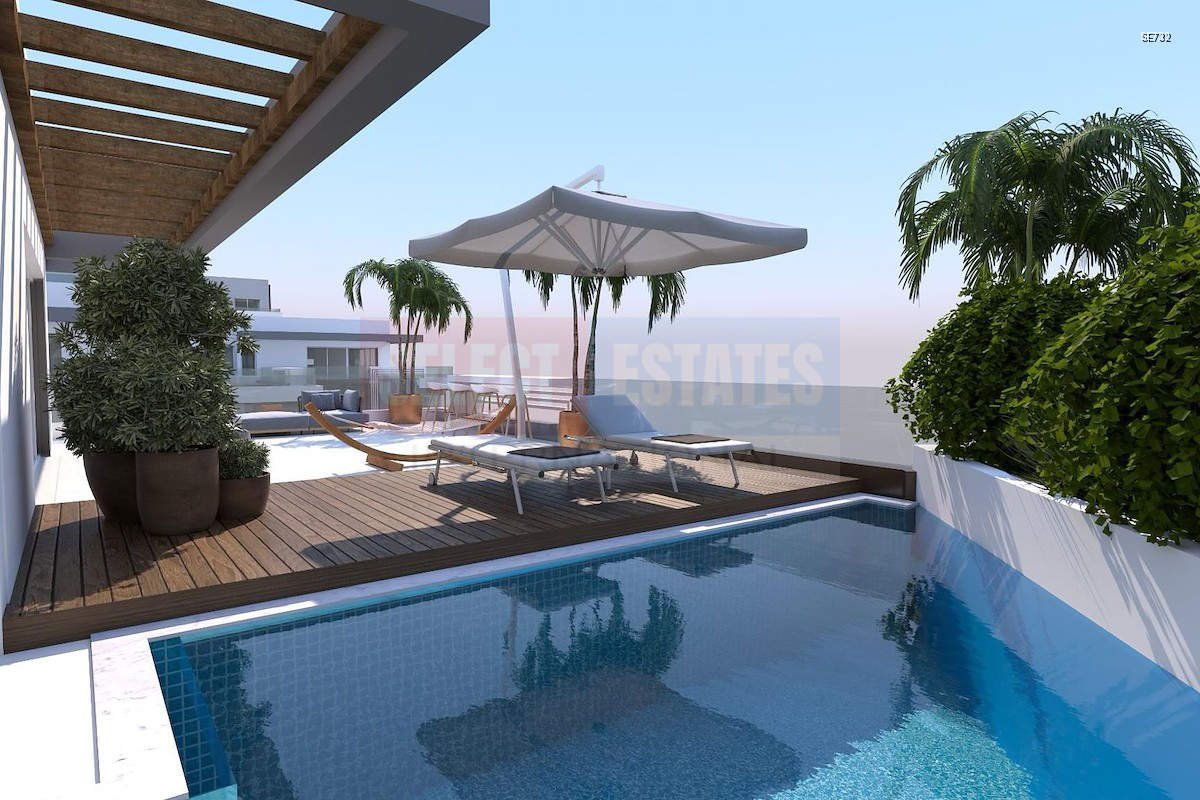 Luxury Residence Living in Long Beach