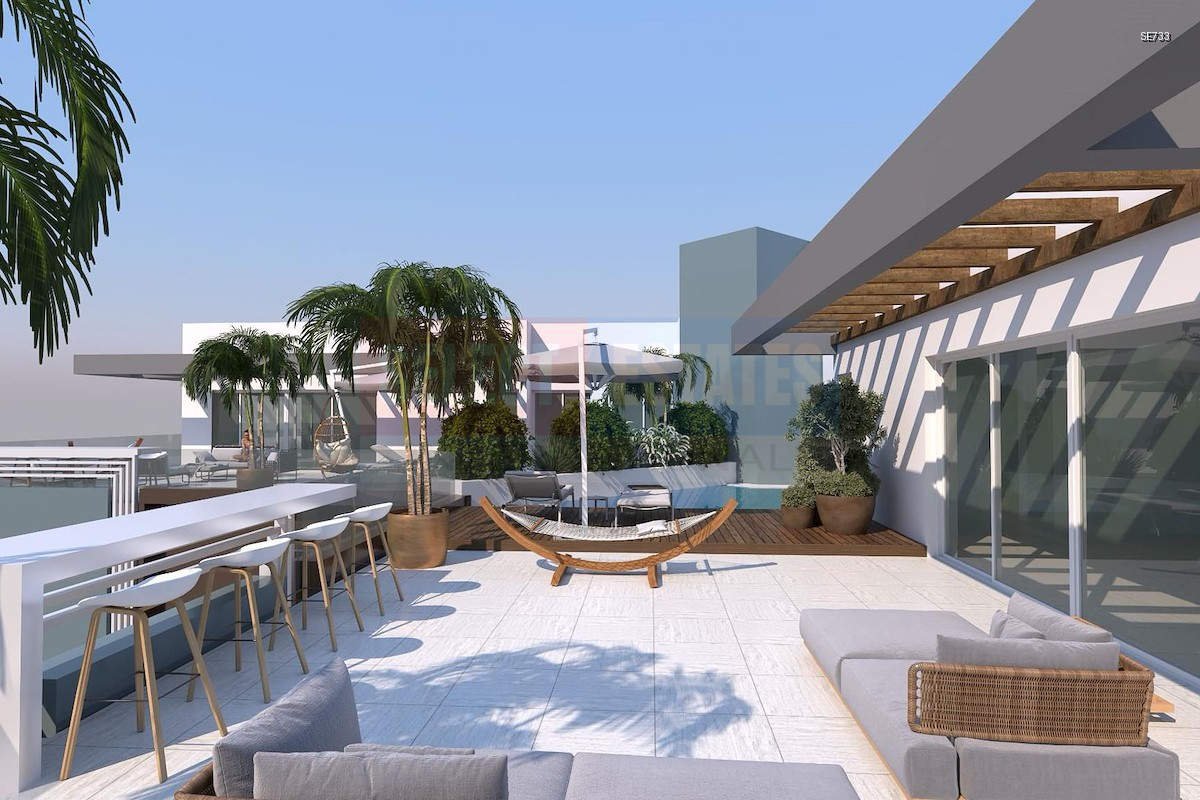Luxury Residence in Long Beach